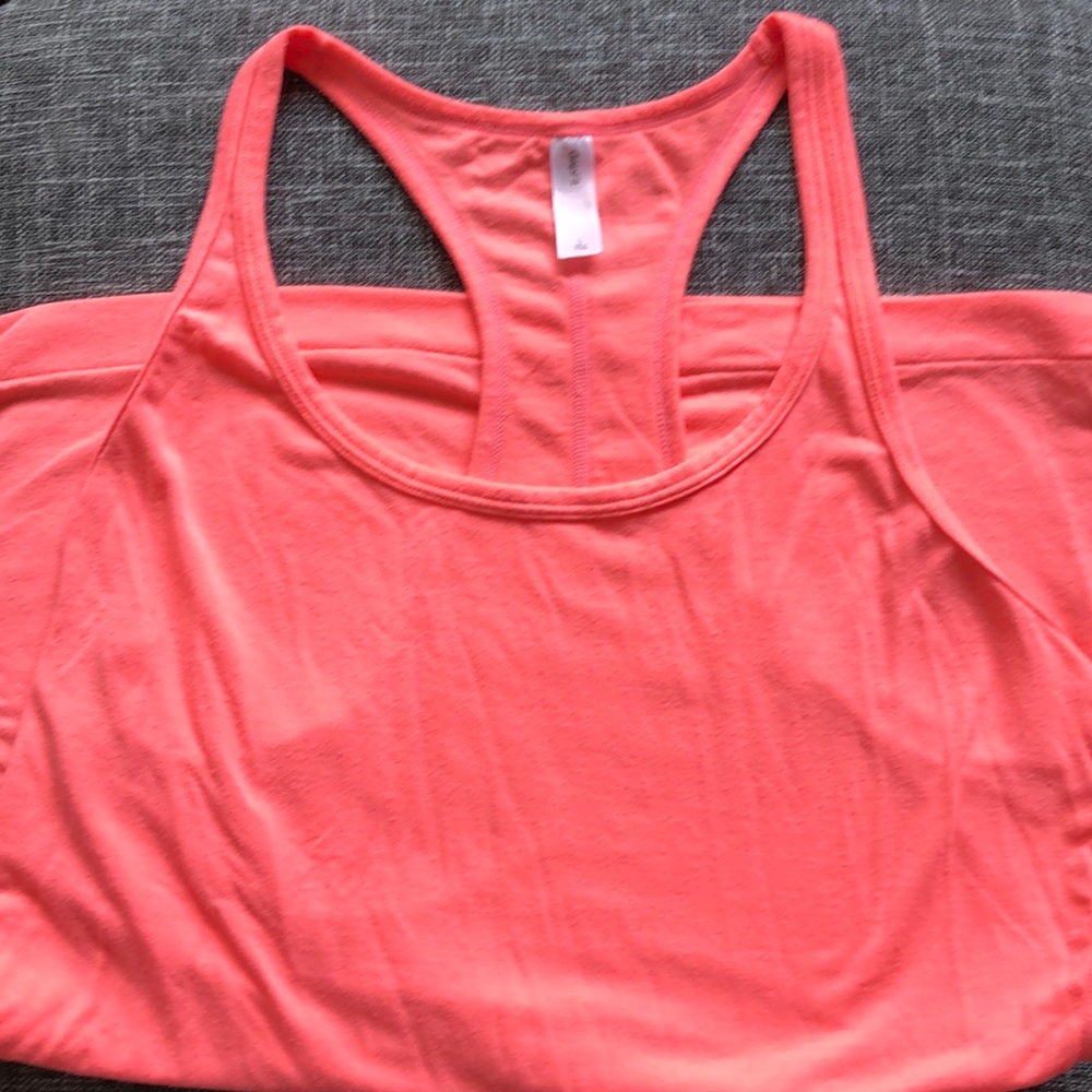 GapFit workout tank